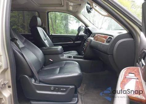 2009 Chevrolet Suburban 1500 Lt2 из США, поврежденный, VIN 1GNFK263X9R288904